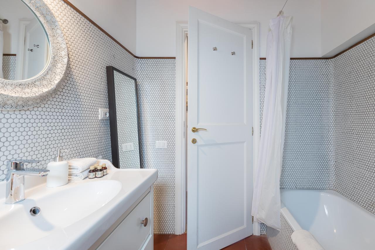 רומא Mami'S Home Trastevere Apt With Private Terrace מראה חיצוני תמונה